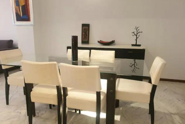 Beautiful Three Queen Beds Apartment In City Center , 100M2, Near Tram Люксембург Экстерьер фото